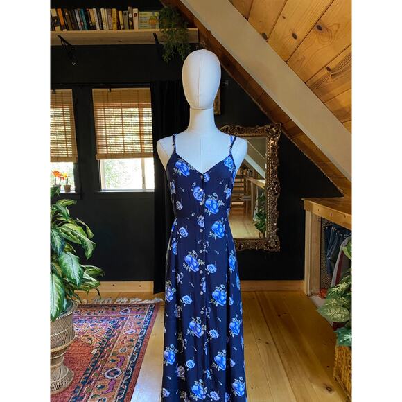 Midi 90s Dress - Picture 4 of 9